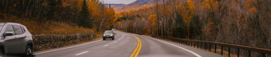Viaggiare in auto all’estero: cosa ti serve davvero per partire senza pensieri