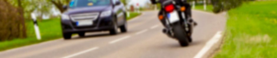 Circolare in auto e moto: cosa stabiliscono i decreti?