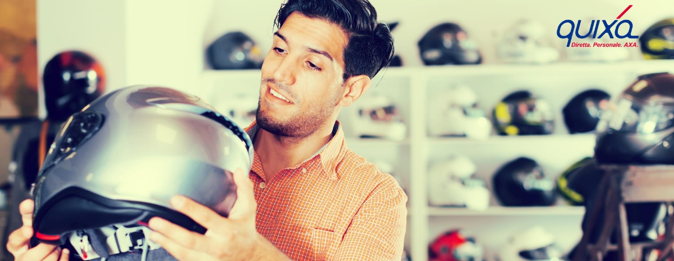 Come igienizzare il casco della moto | quixa