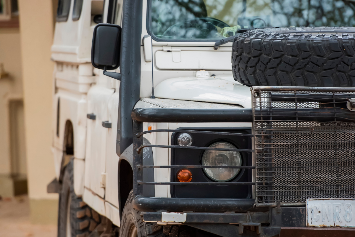 Land rover defender