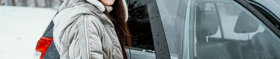 Come guidare sul ghiaccio: i consigli e gli errori da non fare